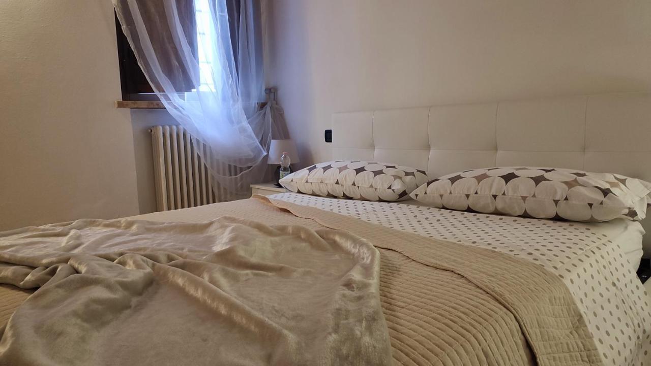 Ca' Degli Sposi Apartment Mantova Exterior photo
