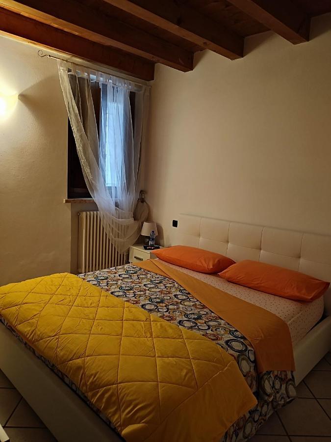 Ca' Degli Sposi Apartment Mantova Exterior photo